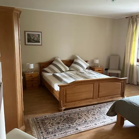 Waldschloesschen 度假居 Wattenbach